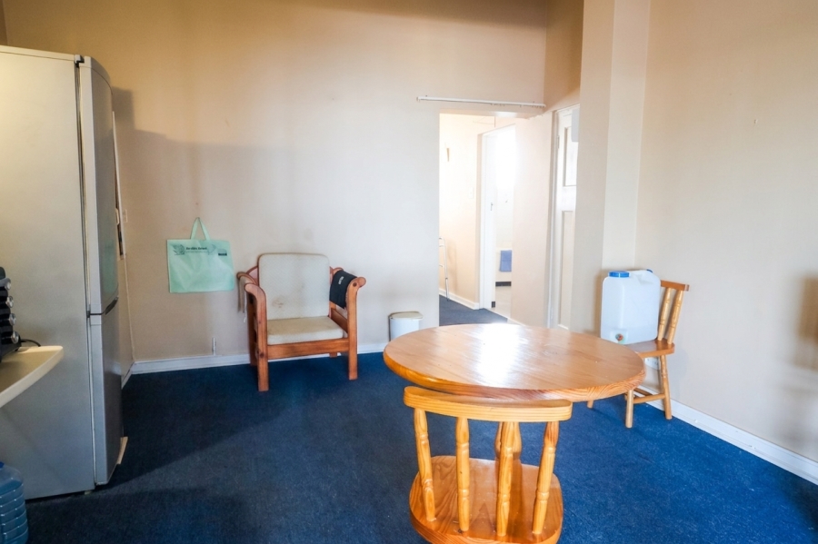 1 Bedroom Property for Sale in Quigney Eastern Cape